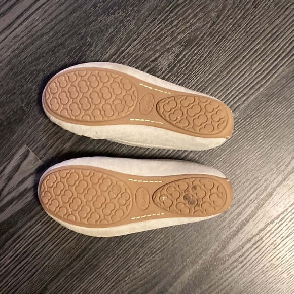 🍍FLOOPI SLIPPERS🍍size 9🍍I-2 - Picture 2 of 3